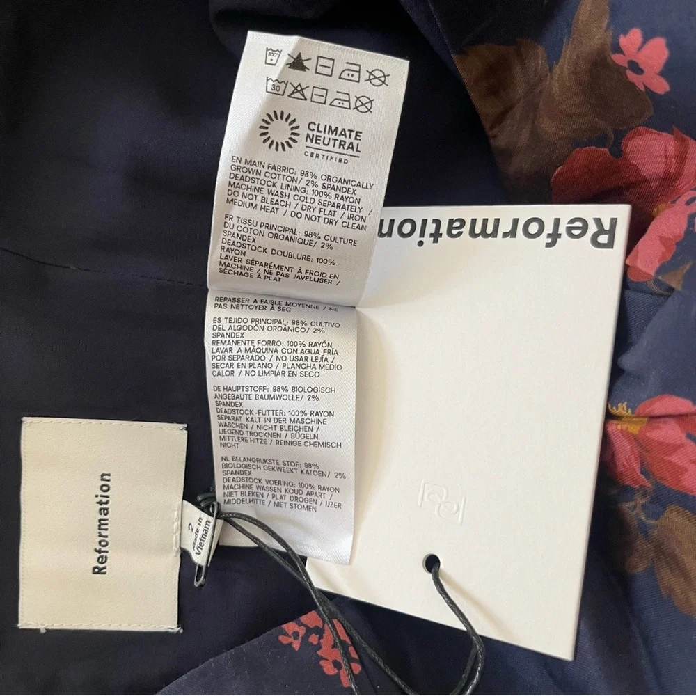 Reformation Amor Two Piece Set - Picture 15 of 16